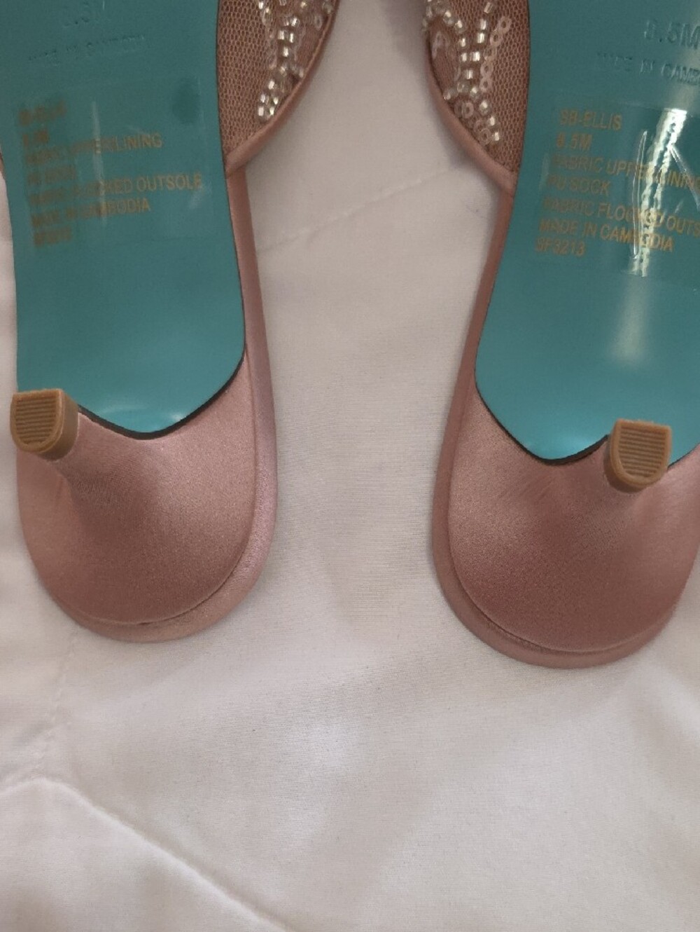Betsey Johnson Nude Sequin Pointed Slip-On Mules - Picture 6 of 7